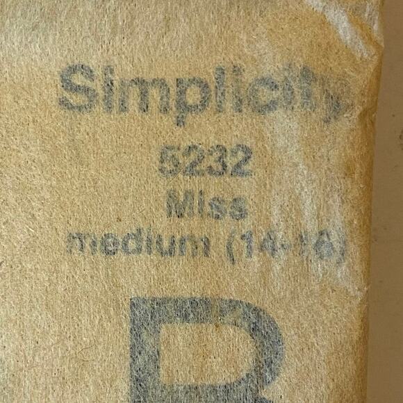 Simplicity 5232 Skirt Pattern 14-16 M Miss Uncut Back Wrap Hook Eye Closure - Picture 5 of 6